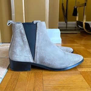 Frank & Oak Women’s Chelsea Suede Ankle Boots